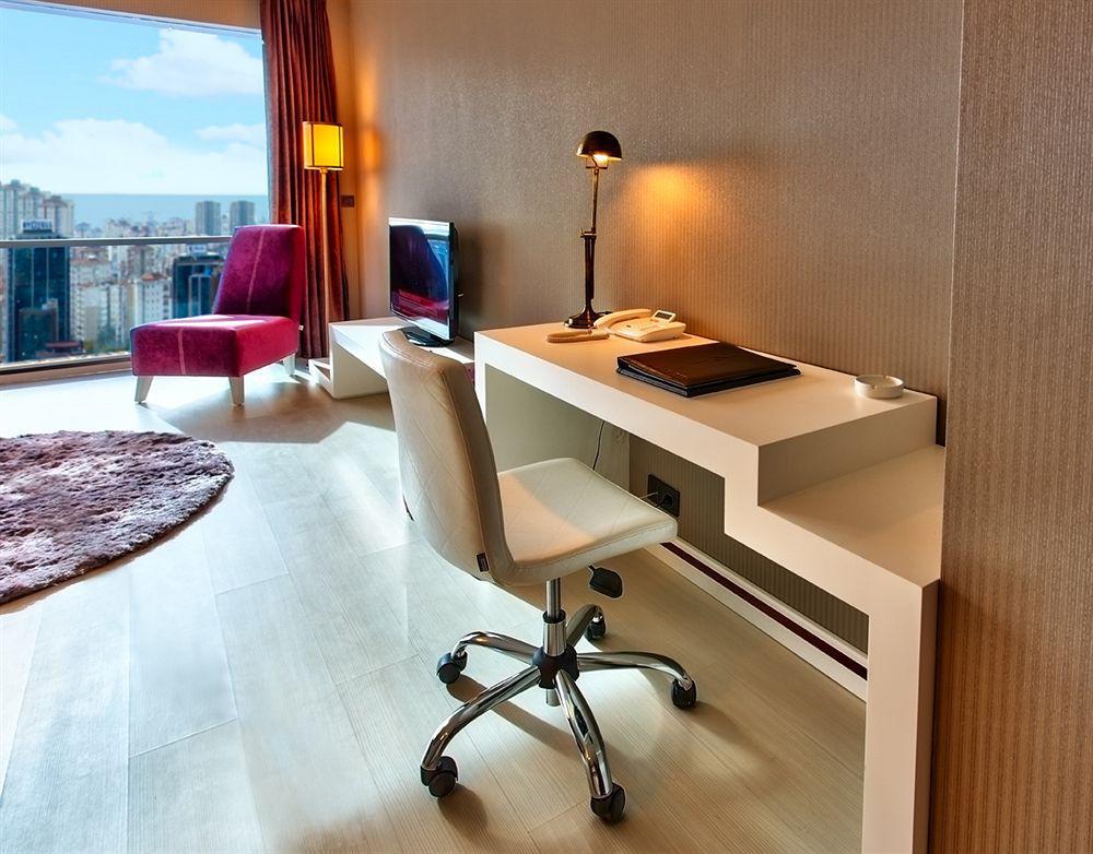 Flora Suites Atasehir Istambul Exterior foto